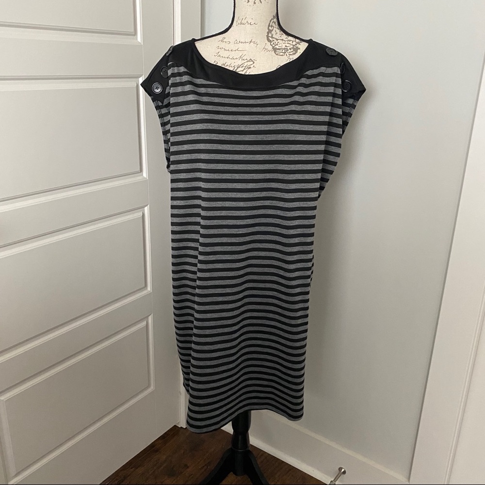 Black and Grey sheath dress with optional belt